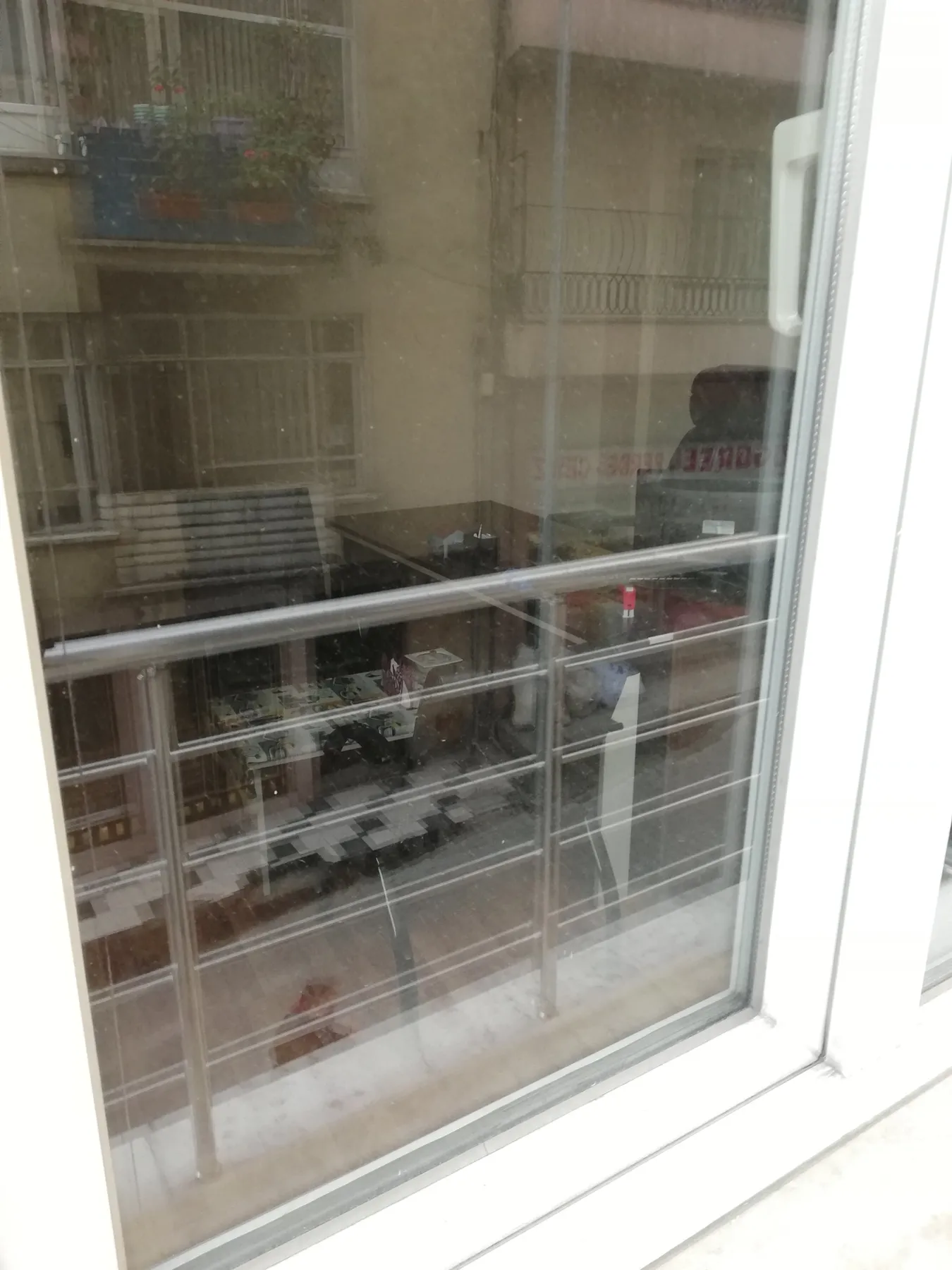 TRABZON / ORTAHİSAR MEYDAN da KİRALIK 3+1 BALKON lu OFİS — görsel 5