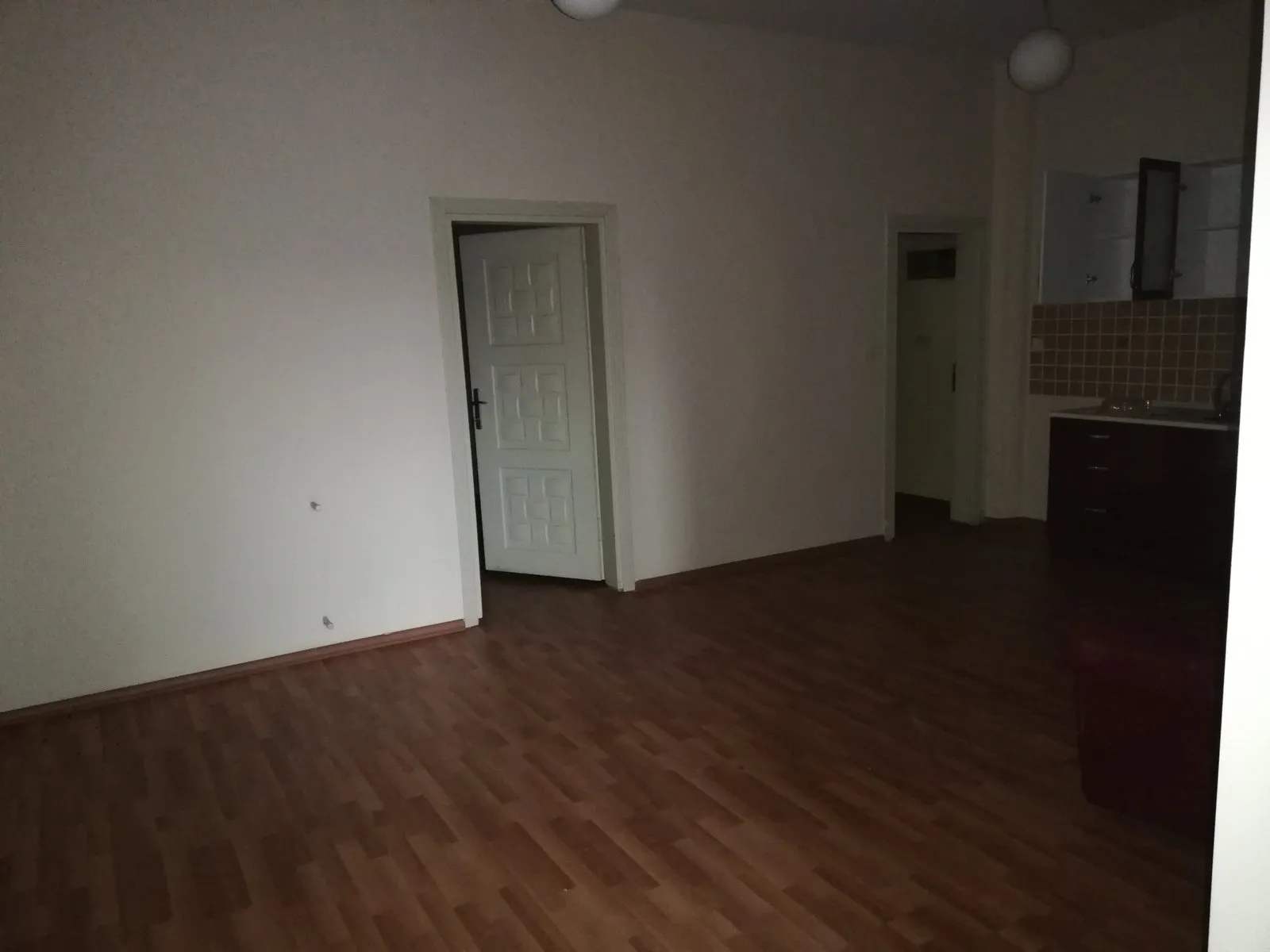 TRABZON / ORTAHİSAR MEYDAN da KİRALIK 3+1 BALKON lu OFİS — görsel 10