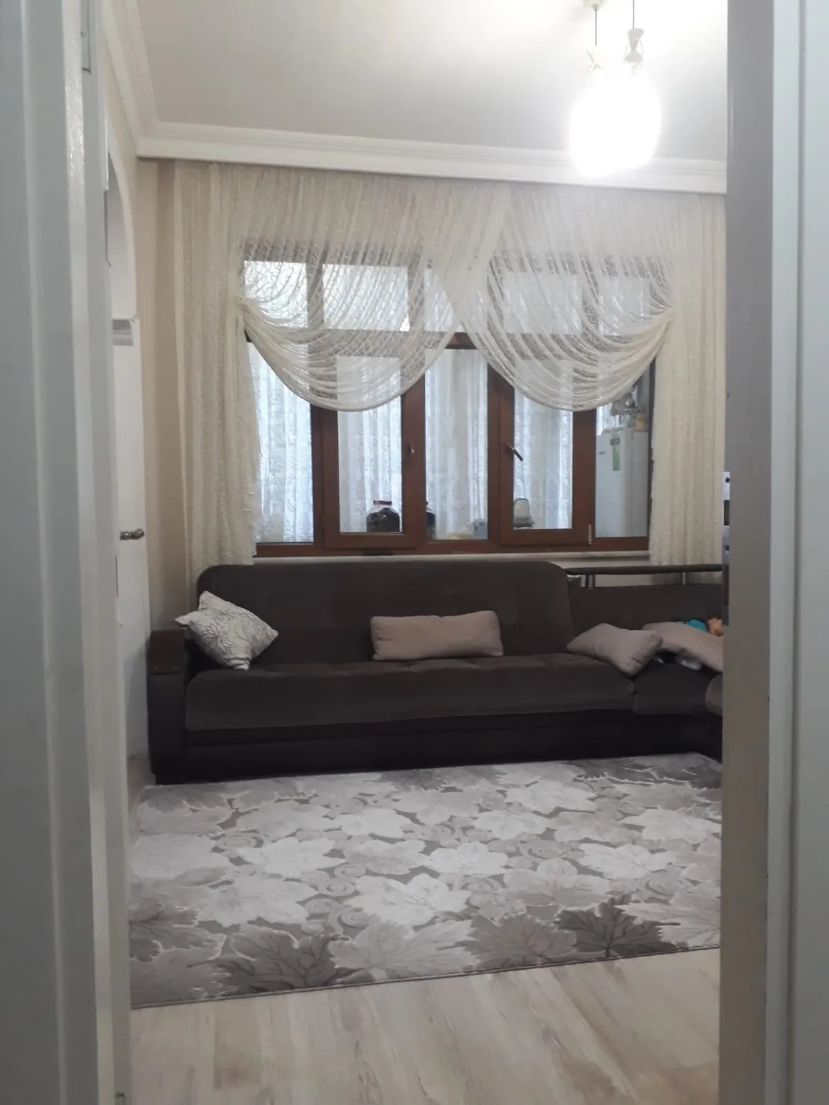 TRABZON / ORTAHİSAR AYASOFYA Mah. de MASRAFSIZ 3+1 ÇOK GÜZEL MERKEZİ KONUMLU BİR DAİRE — görsel 3