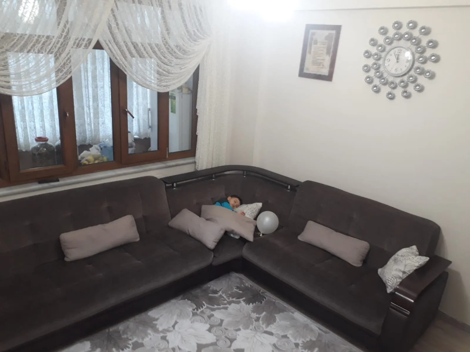 TRABZON / ORTAHİSAR AYASOFYA Mah. de MASRAFSIZ 3+1 ÇOK GÜZEL MERKEZİ KONUMLU BİR DAİRE — görsel 8