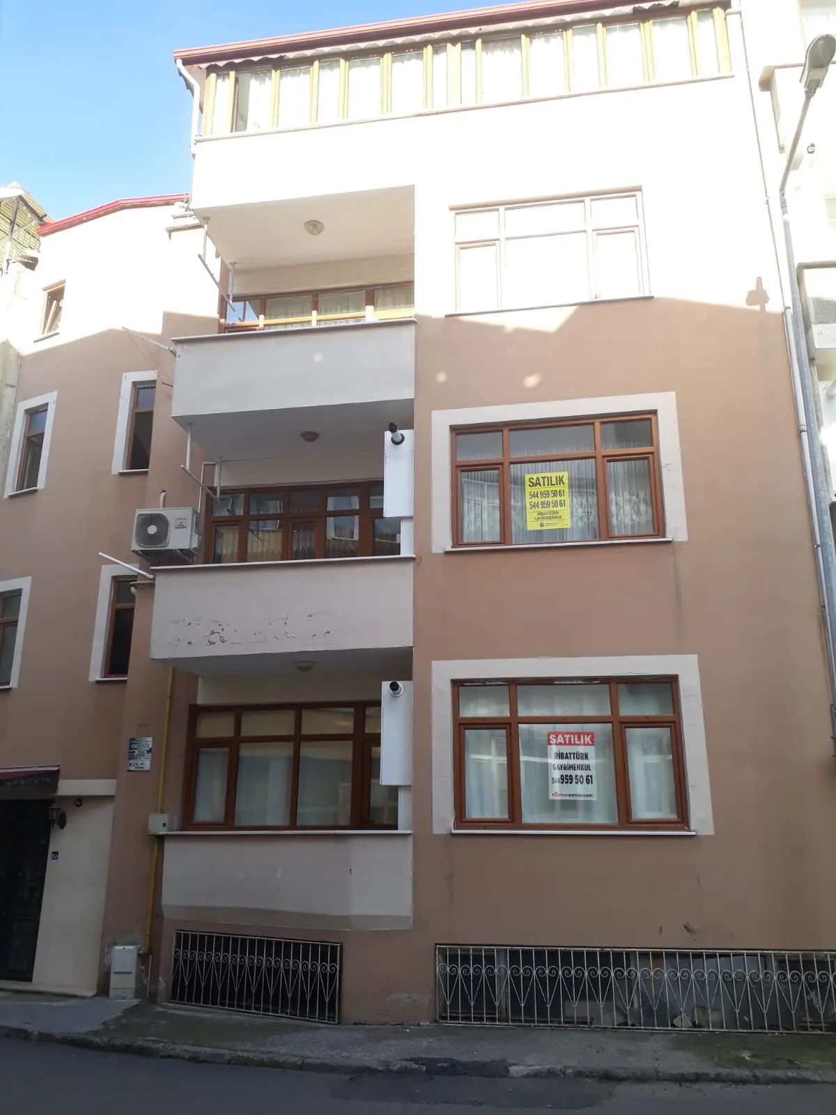 TRABZON / ORTAHİSAR AYASOFYA Mah. de MASRAFSIZ 3+1 ÇOK GÜZEL MERKEZİ KONUMLU BİR DAİRE — görsel 12