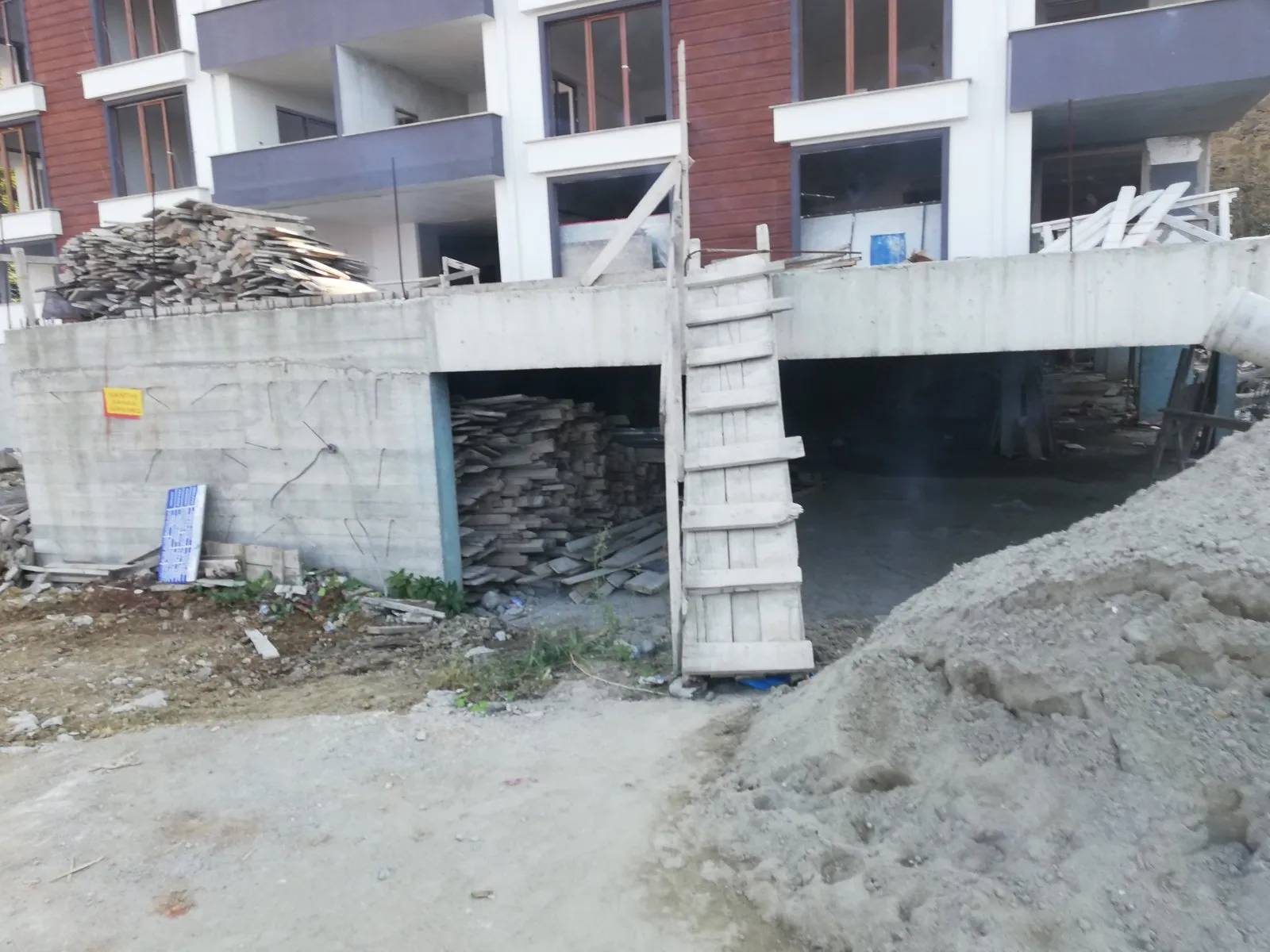 TRABZON/ORTAHİSAR BEŞİRLİ Mah.de SÜPER FİYAT SÜPER PROJE FULL DENİZ MANZARA -3+1-174 M2 8.KAT — görsel 19