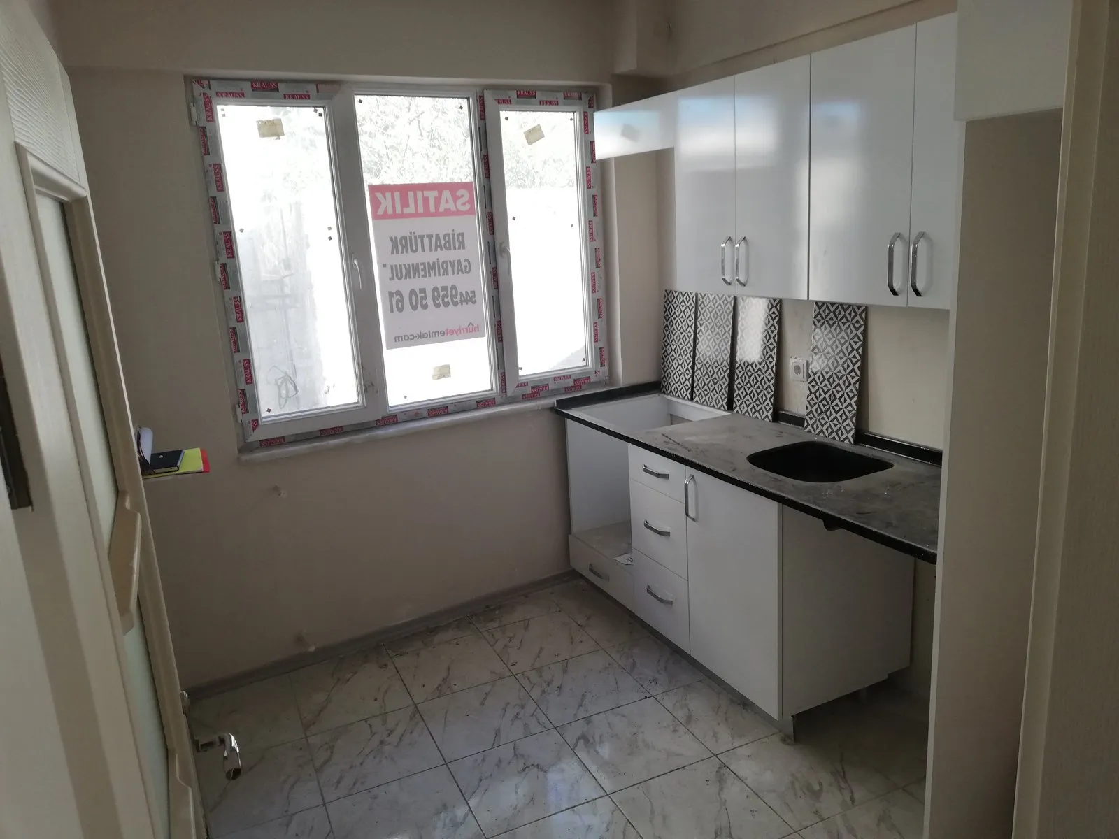 Trabzon Ortahisar Meydan Bölgesinde 2+1 Satılık Doğalgazlı  Yüksek Giriş Daire — görsel 4