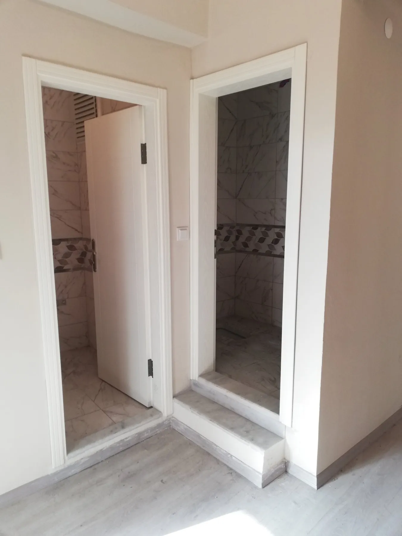 Trabzon Ortahisar Meydan Bölgesinde 2+1 Satılık Doğalgazlı  Yüksek Giriş Daire — görsel 4