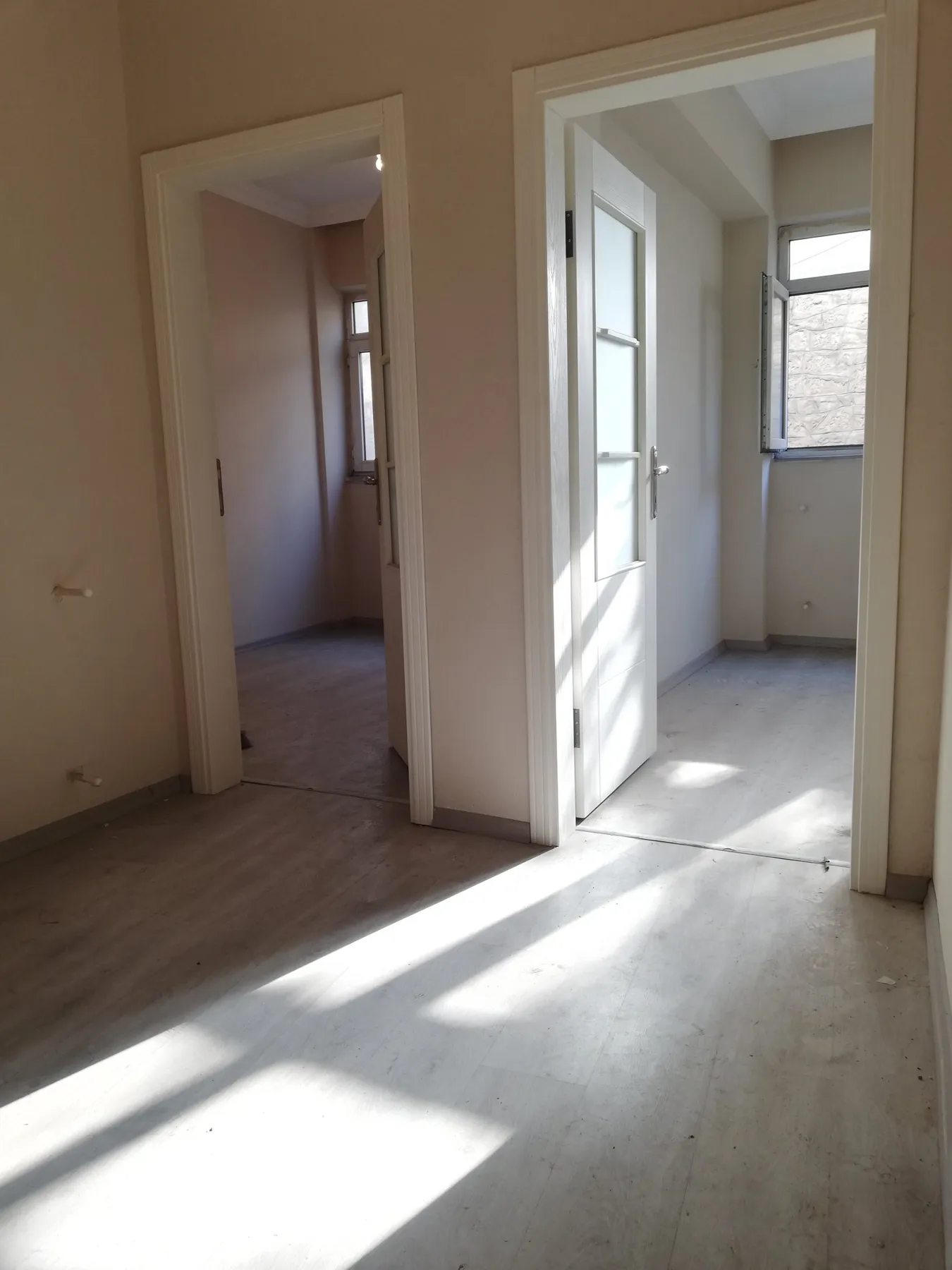 Trabzon Ortahisar Meydan Bölgesinde 2+1 Satılık Doğalgazlı  Yüksek Giriş Daire — görsel 9