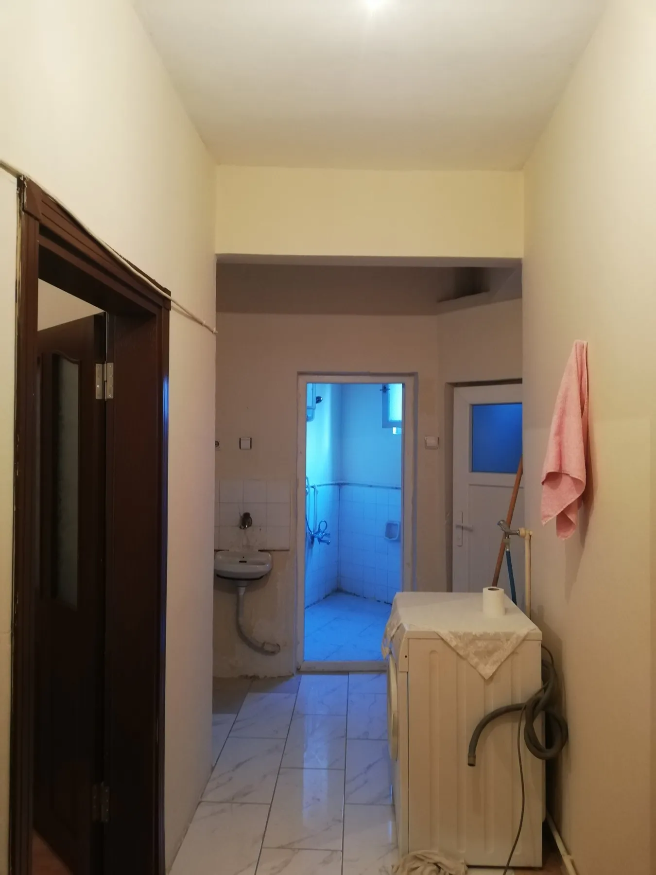 TRABZON / ORTAHİSAR HACIKASIM Mah. de EŞYALI KİRALIK DAİRE — görsel 2