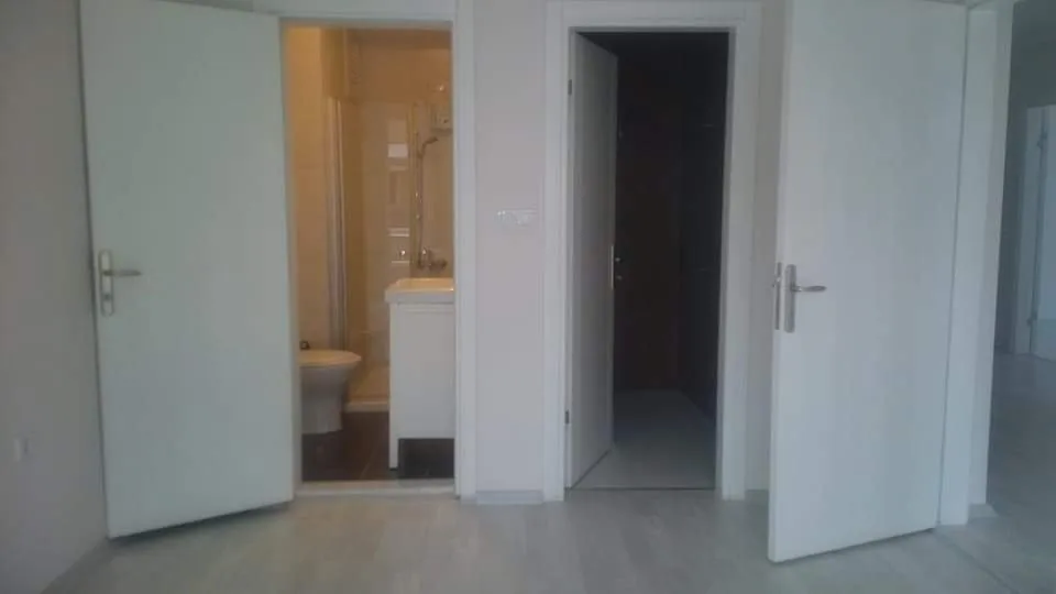BALIKESİR , BURHANİYE nin GÖBEĞİNDE SATILIK ULTRA LÜKS DAİRE 5.KAT — görsel 3