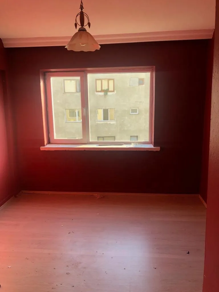 AKÇAABAT CEZAEVİ KARŞISINDA SATILIK 2+1 90 M2 4. KAT DENİZ MANZARALI 95.000 TL — görsel 2