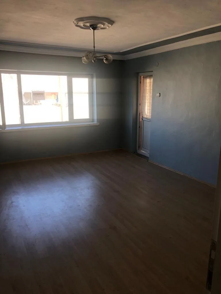 AKÇAABAT CEZAEVİ KARŞISINDA SATILIK 2+1 90 M2 4. KAT DENİZ MANZARALI 95.000 TL — görsel 4