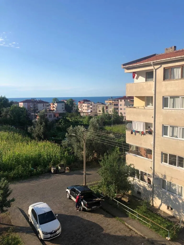 AKÇAABAT CEZAEVİ KARŞISINDA SATILIK 2+1 90 M2 4. KAT DENİZ MANZARALI 95.000 TL — görsel 8