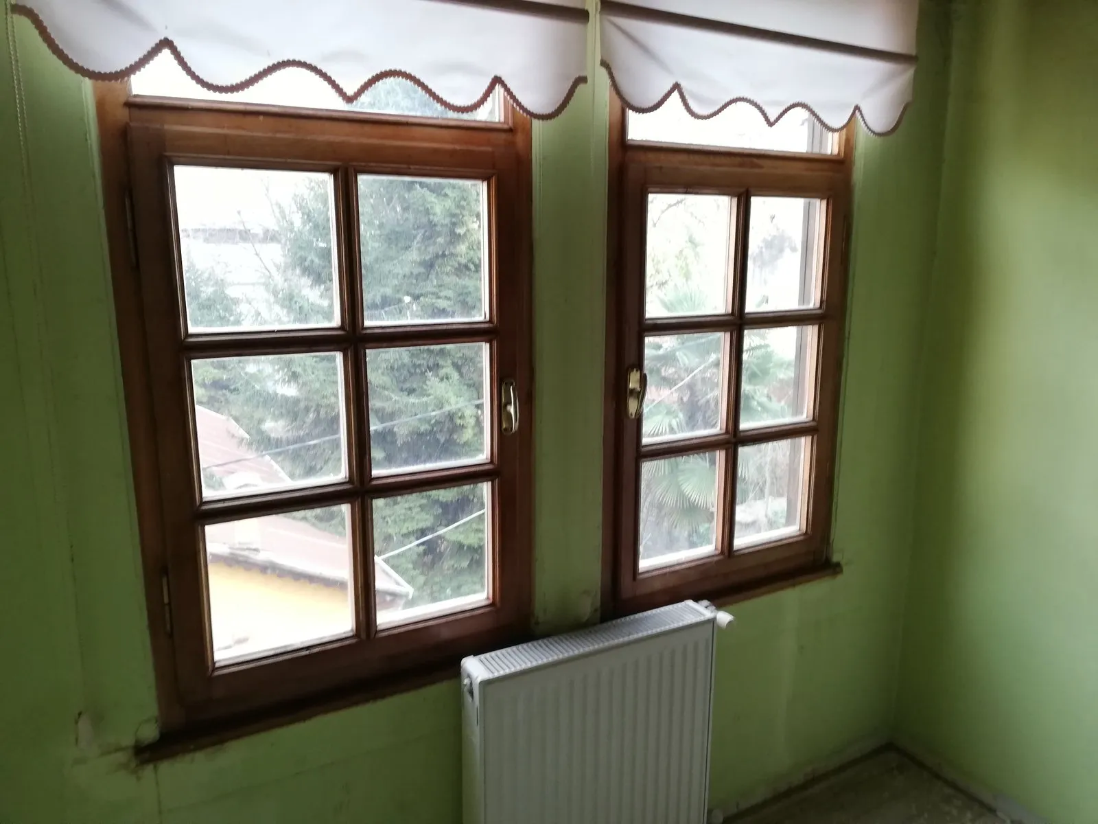 TRABZON ORTAHİSAR da VARLIBAŞ / BÜYÜKŞEHİR BELEDİYE YANINDA SATILIK TARİHİ 4 KATLI BAHÇELİ KÖŞK , HERYER YIKILACAK BU KÖŞK KALACAK — görsel 11